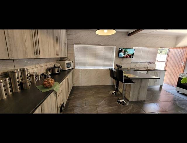 4 BEDROOM HOUSE FOR SALE IN BRACKENDOWNS